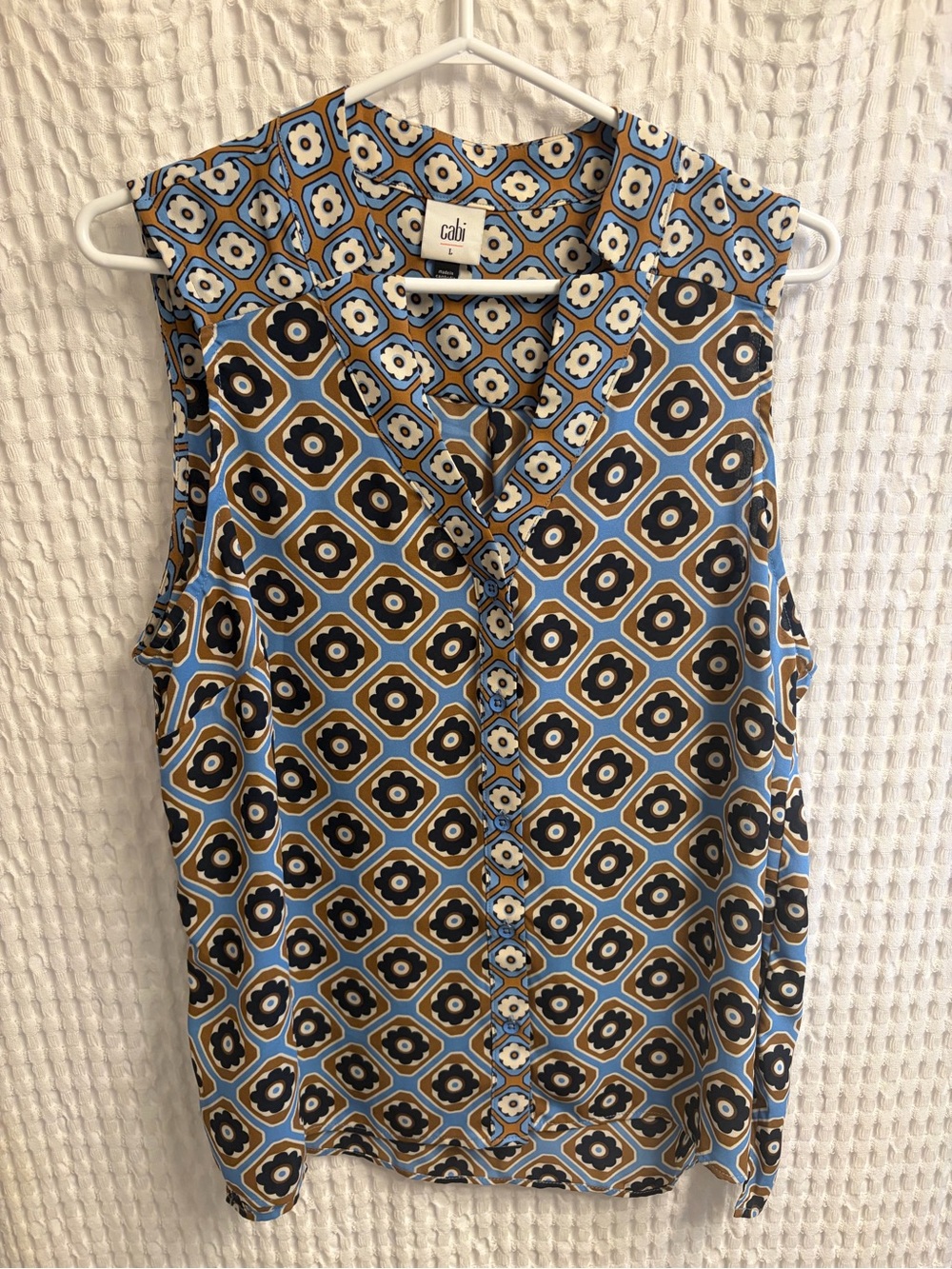 CAbi Sleeveless Button-Front Floral Tile Blouse in Blue and Tan